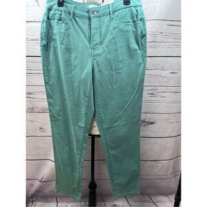 Croft & Barrow Womens Size 12 River Green Capri Pants Mid Rise Straight‎ Leg